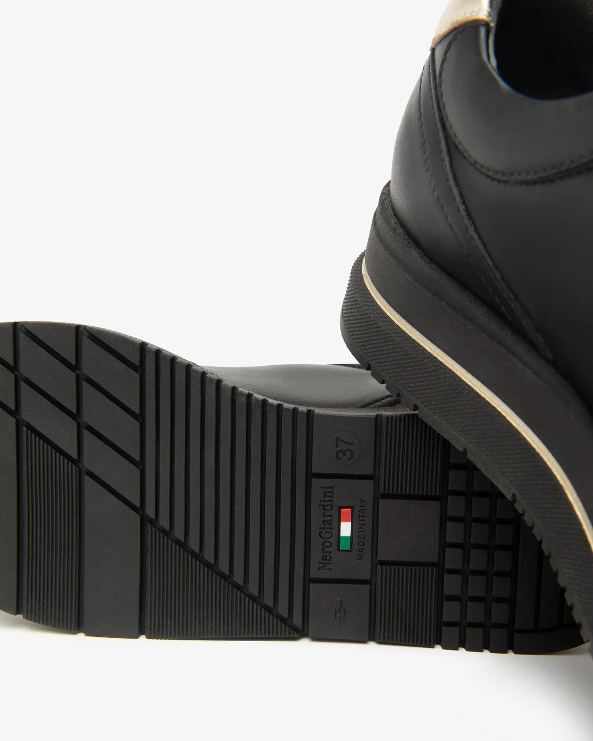 Sneakers dama NeroGiardini piele si material tehnic toamna-iarna