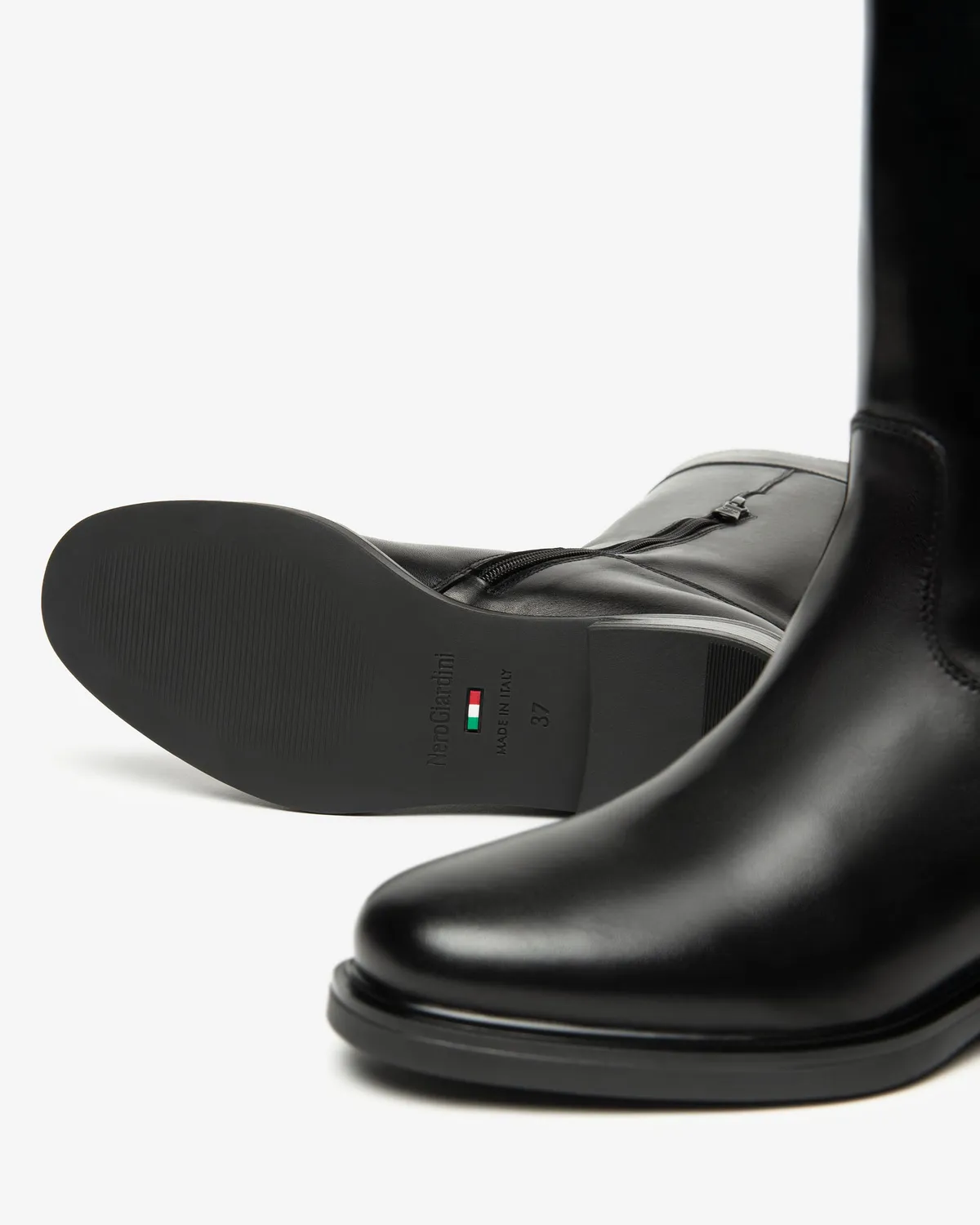 NeroGiardini Cizme Piele Dama cu Bareta Toc Stabil 30 mm