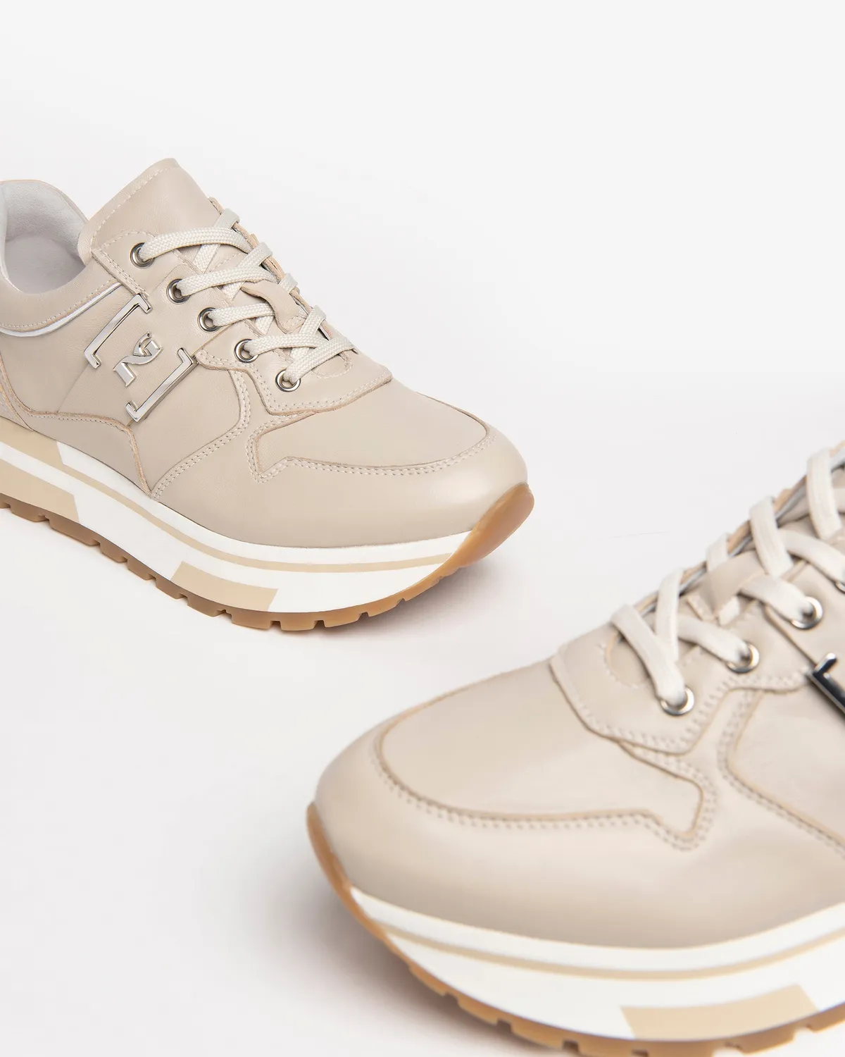 NeroGiardini pantofi sport dama piele naturala albi