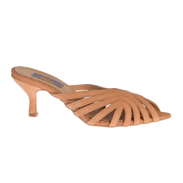Ana Urbana Medellin saboti camel piele intoarsa