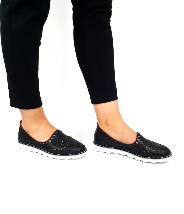 Catinca Shoes 970 N pantofi perforati piele negru