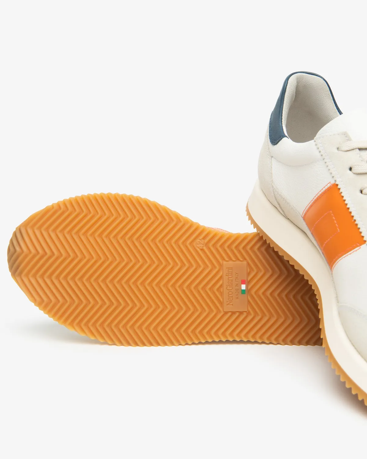 Sneakers barbati NeroGiardini piele si piele intoarsa