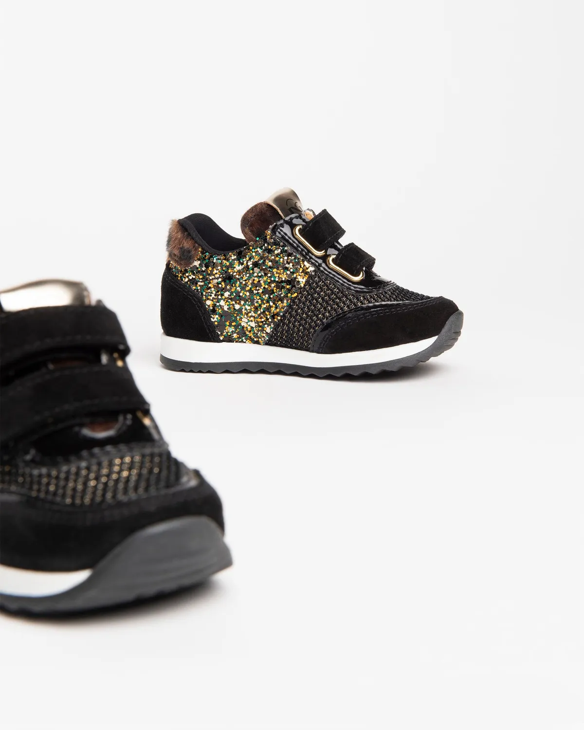 NeroGiardini sneakers fetițe piele întoarsă velcro
