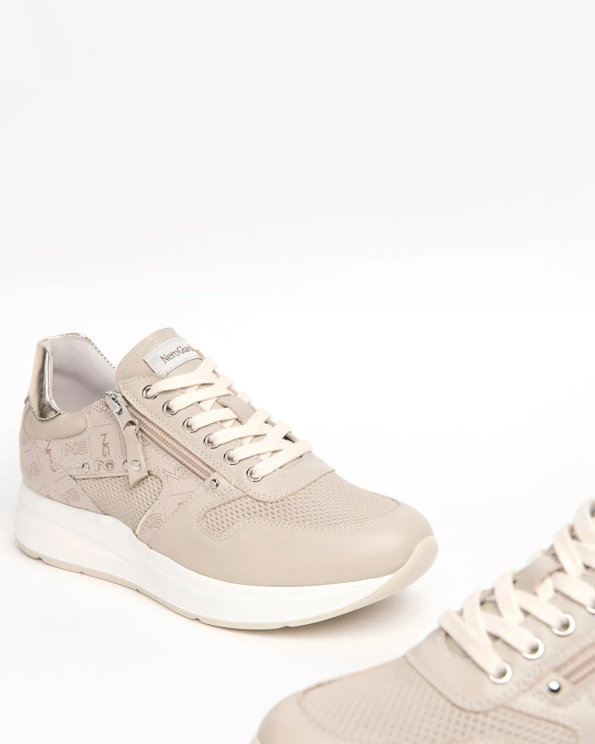 NeroGiardini sneakers damă piele cu monogram și fermoar