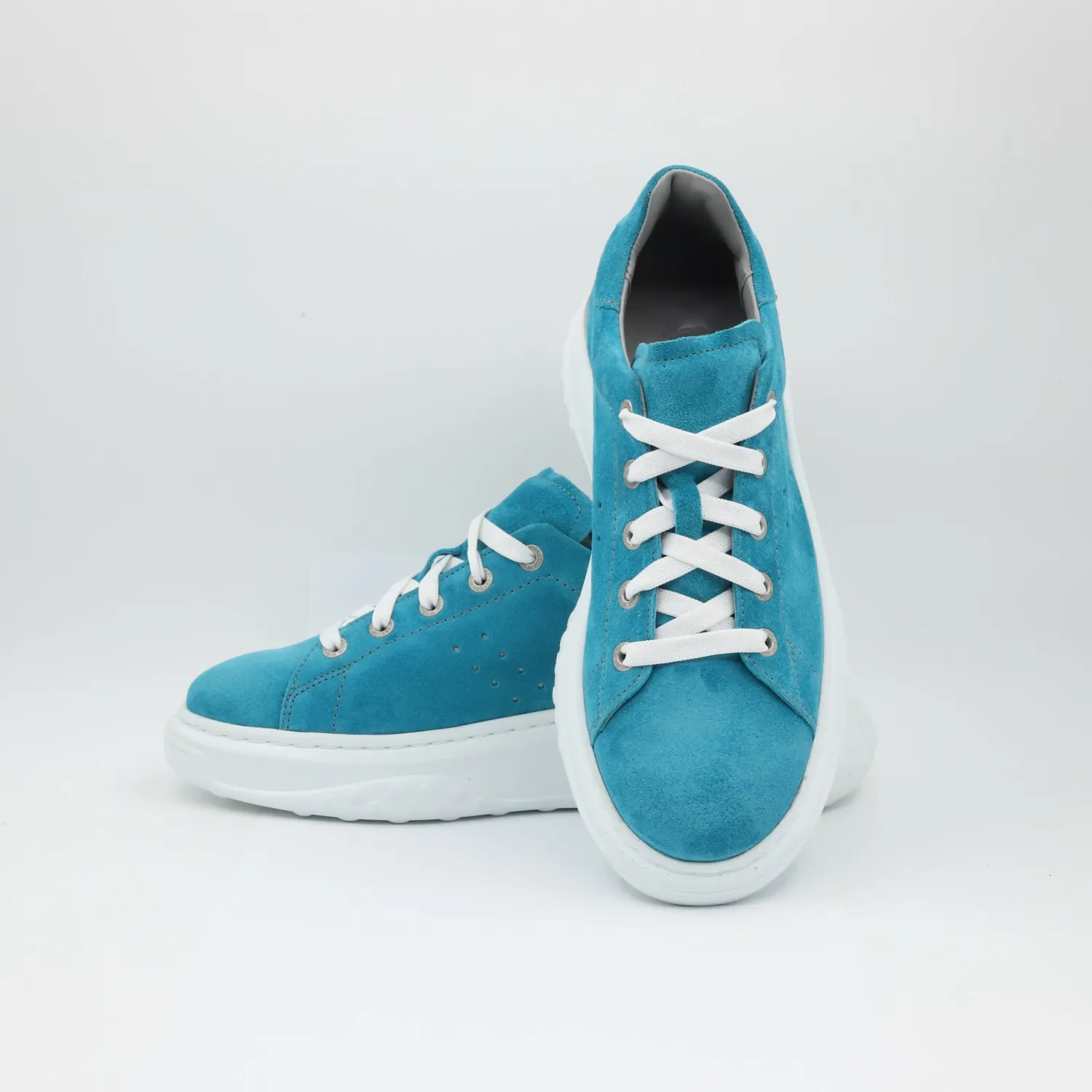 Lucas Shoes Sneaker 5101 RV Blue Velur sneakers piele