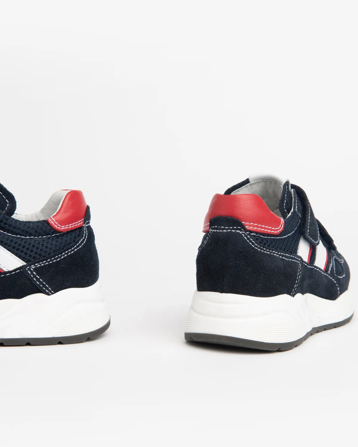 Sneakers băieți NeroGiardini piele întoarsă velcro