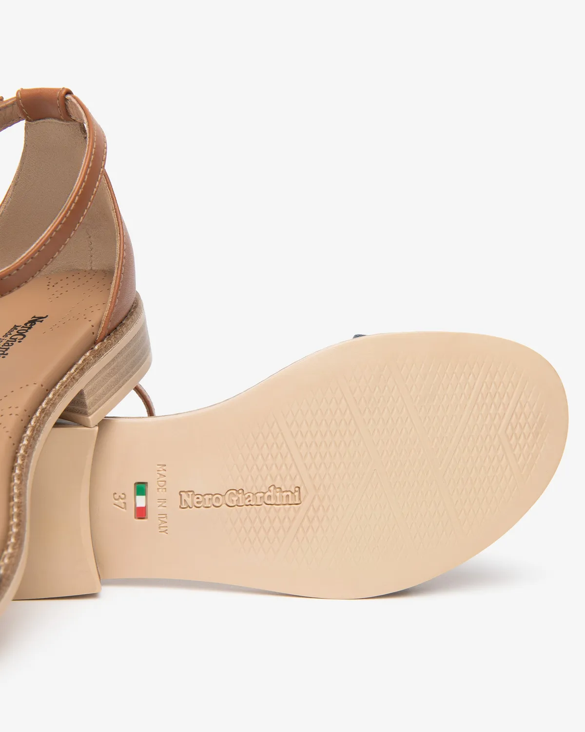 NeroGiardini papuci dama piele si material textil