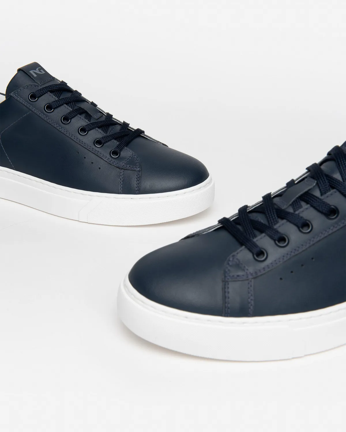 Sneakers bărbați NeroGiardini piele naturală