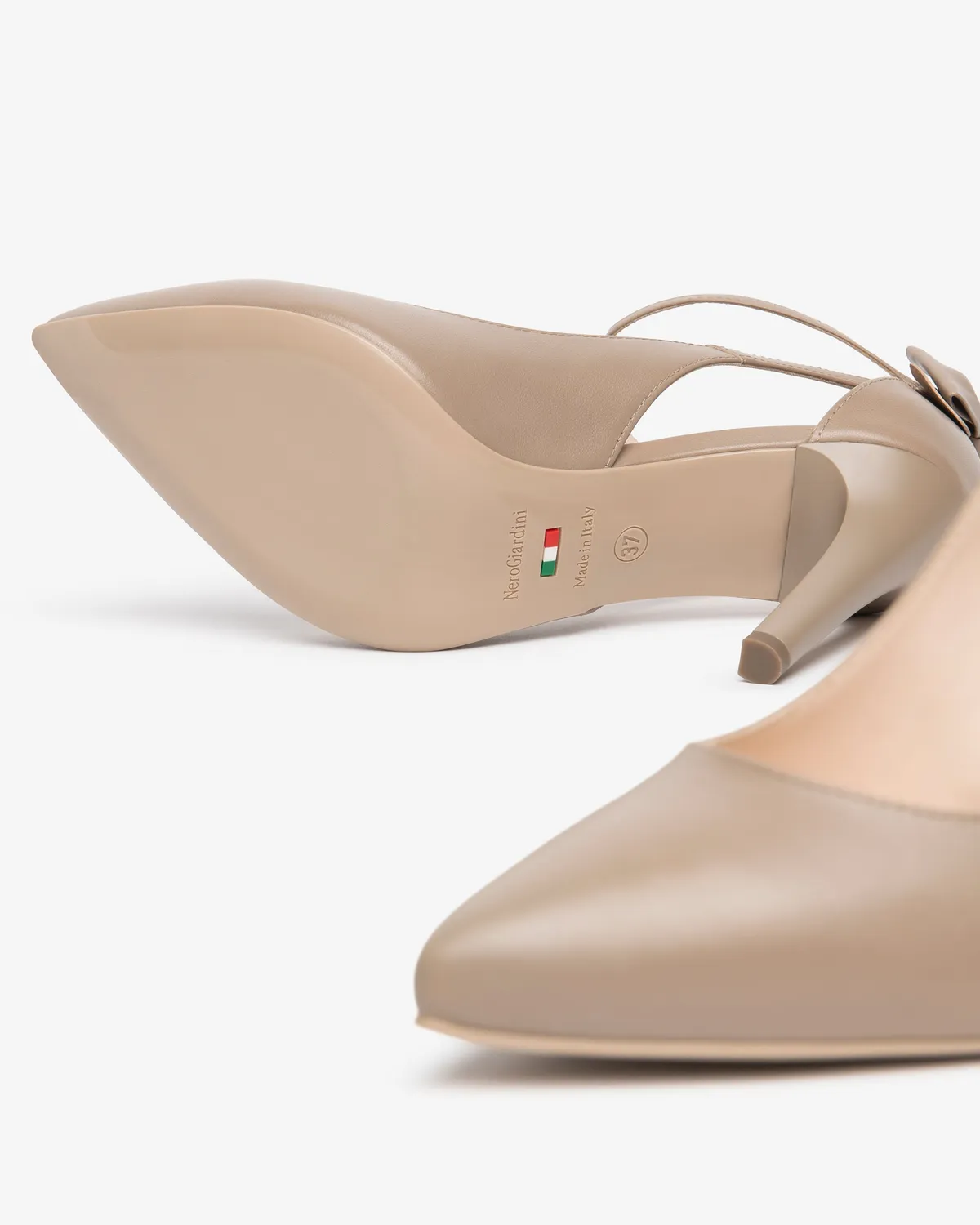 Pantofi piele dama NeroGiardini decupat toc 95mm