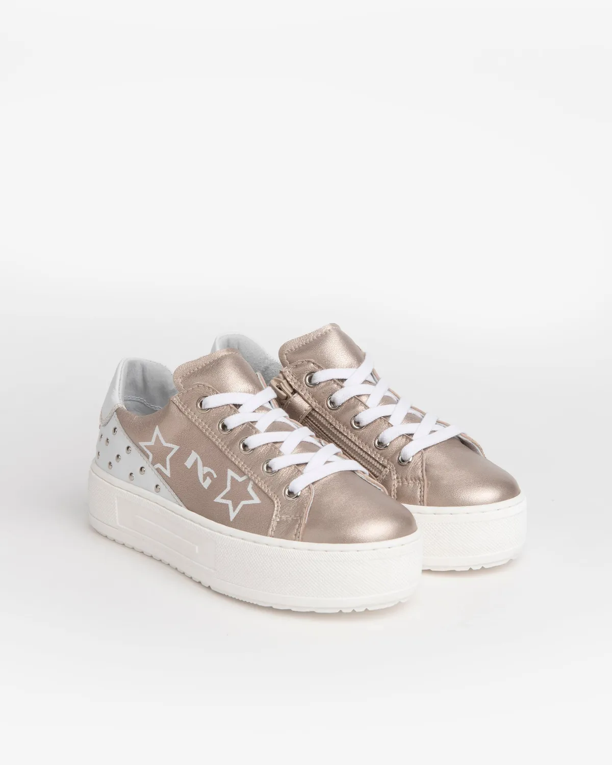 NeroGiardini sneakers fete piele cu tinte si fermoar
