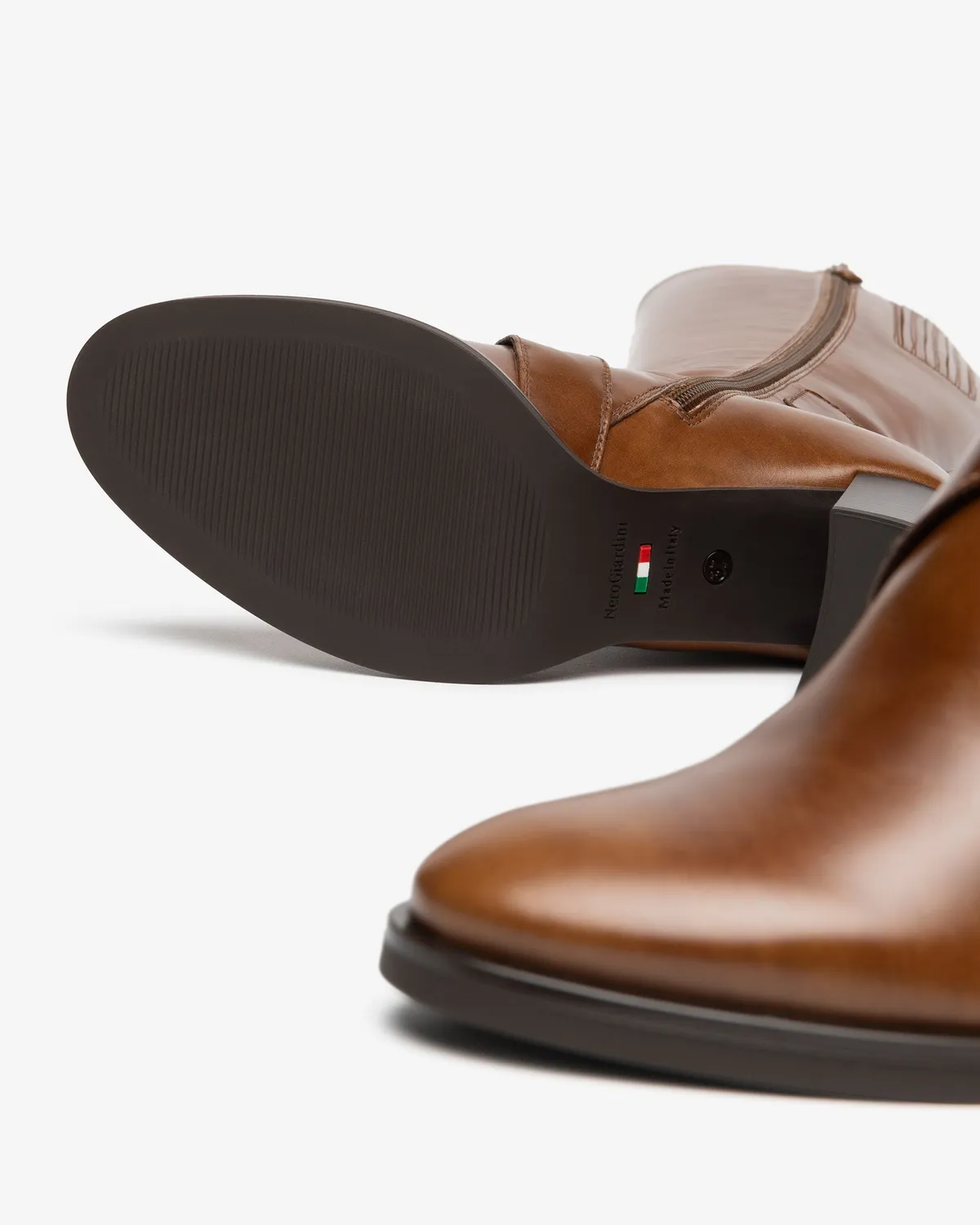 NeroGiardini cizme dama piele toc 75 mm catarama