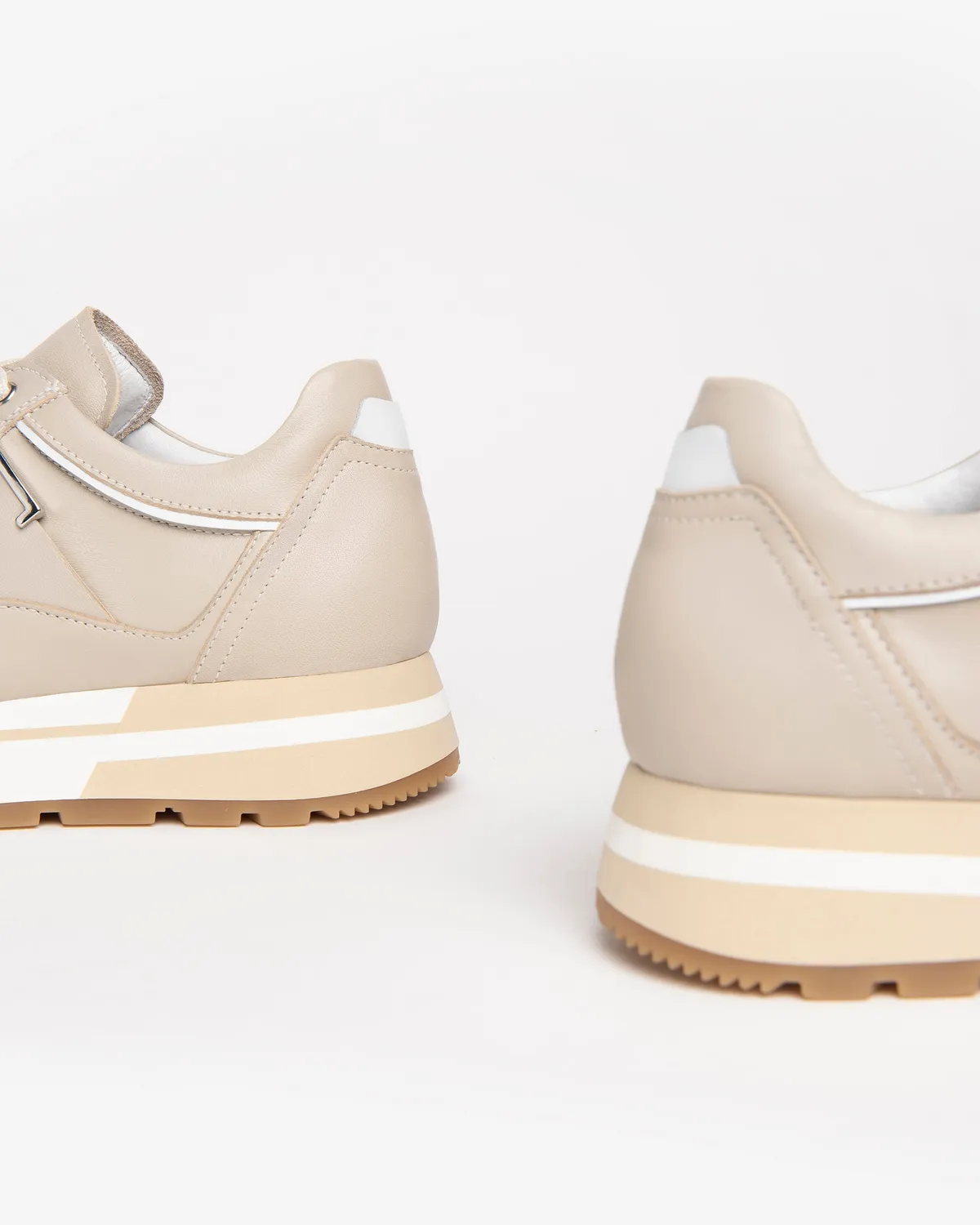 NeroGiardini pantofi sport dama piele naturala albi