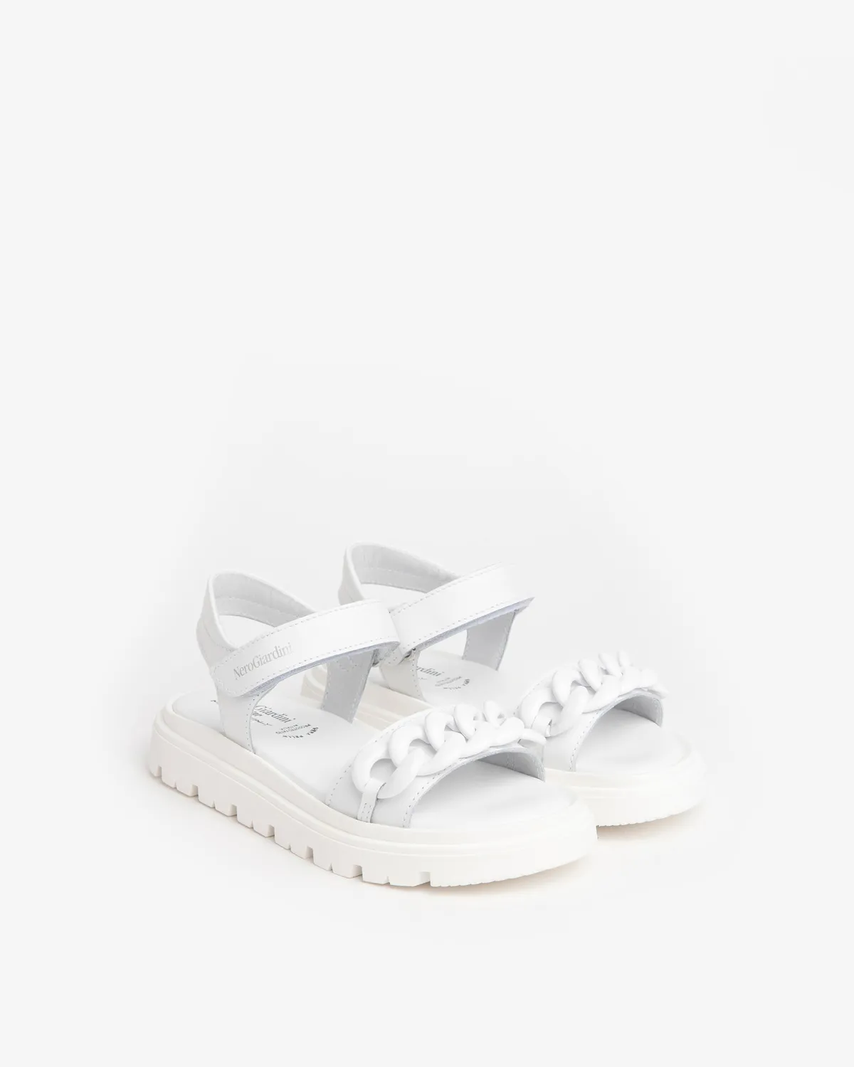 NeroGiardini sandale piele fete cu lant si scai