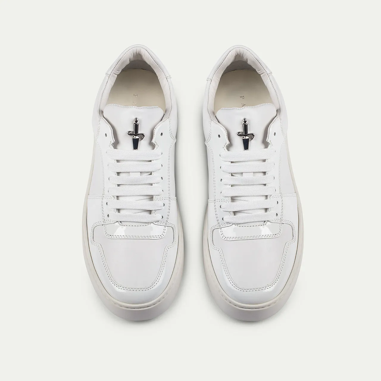 Cesare Paciotti Linea Oxford pantofi albi piele lacuita