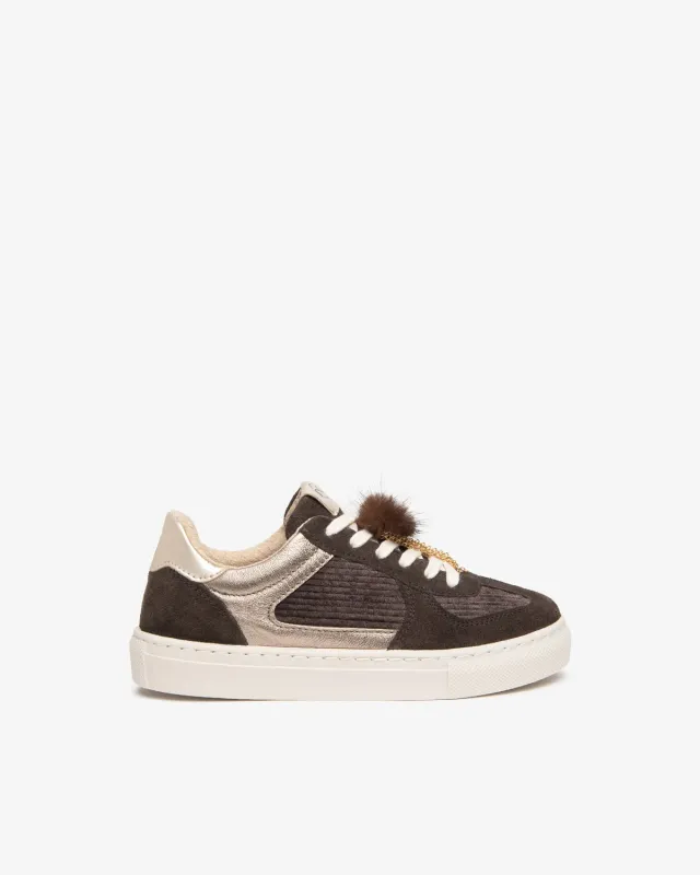 NeroGiardini sneakers fete piele intoarsa cu pompon 30-39