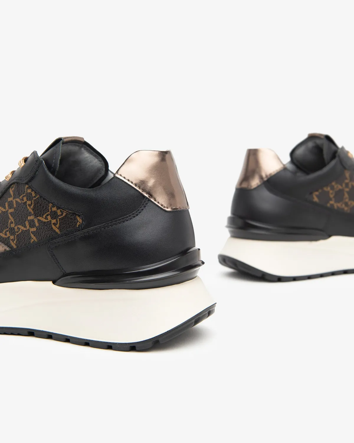 NeroGiardini sneakers damă piele și material tehnic