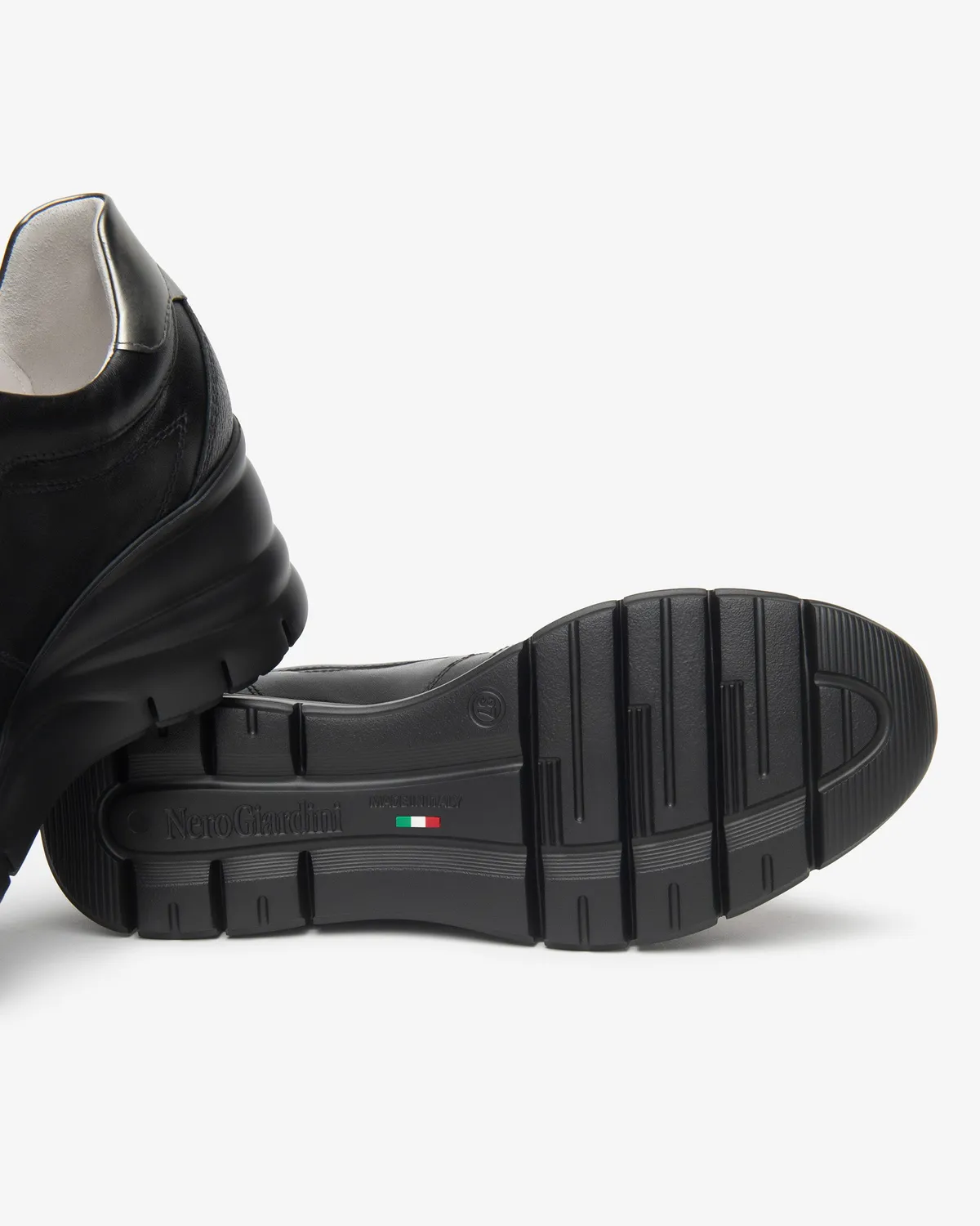 NeroGiardini sneakers damă piele țesătură tehnică