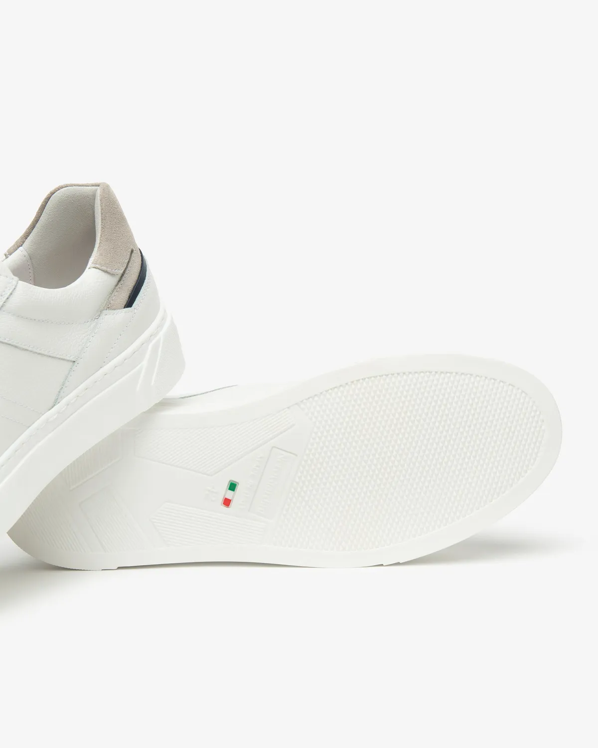 Sneakers piele barbati NeroGiardini vara clasici