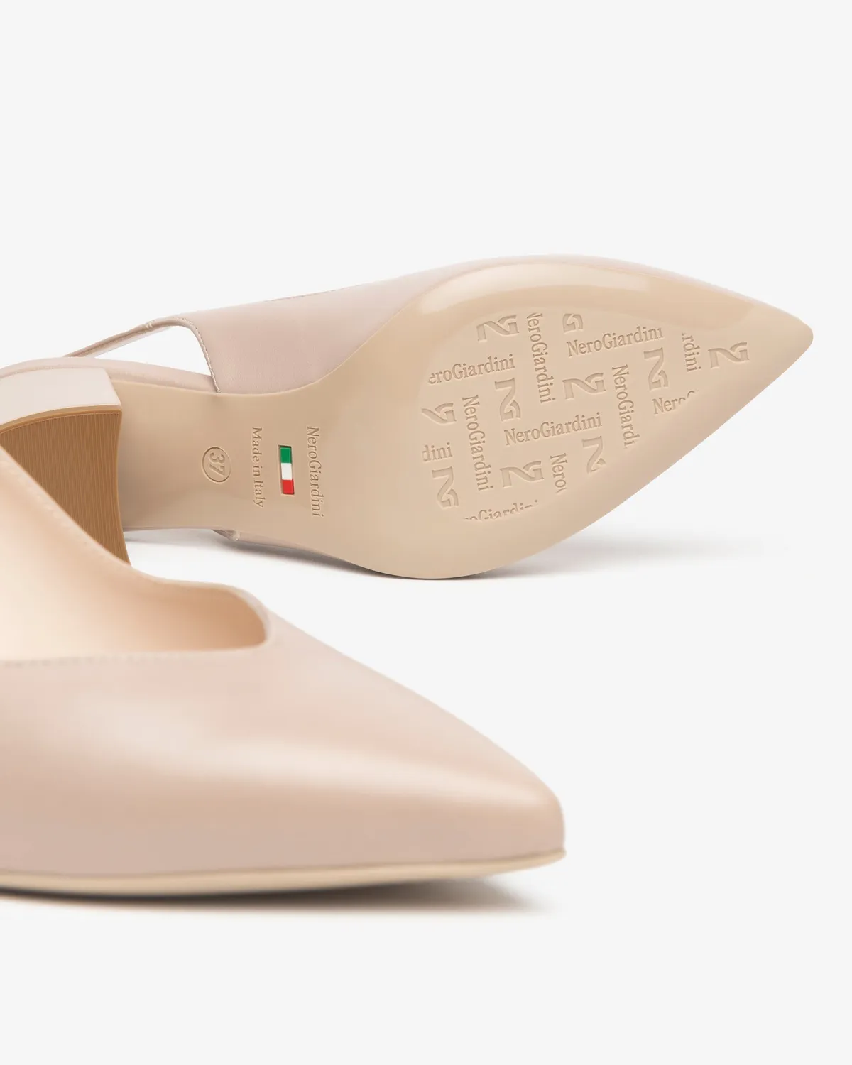 NeroGiardini pantofi dama piele slingback vara toc