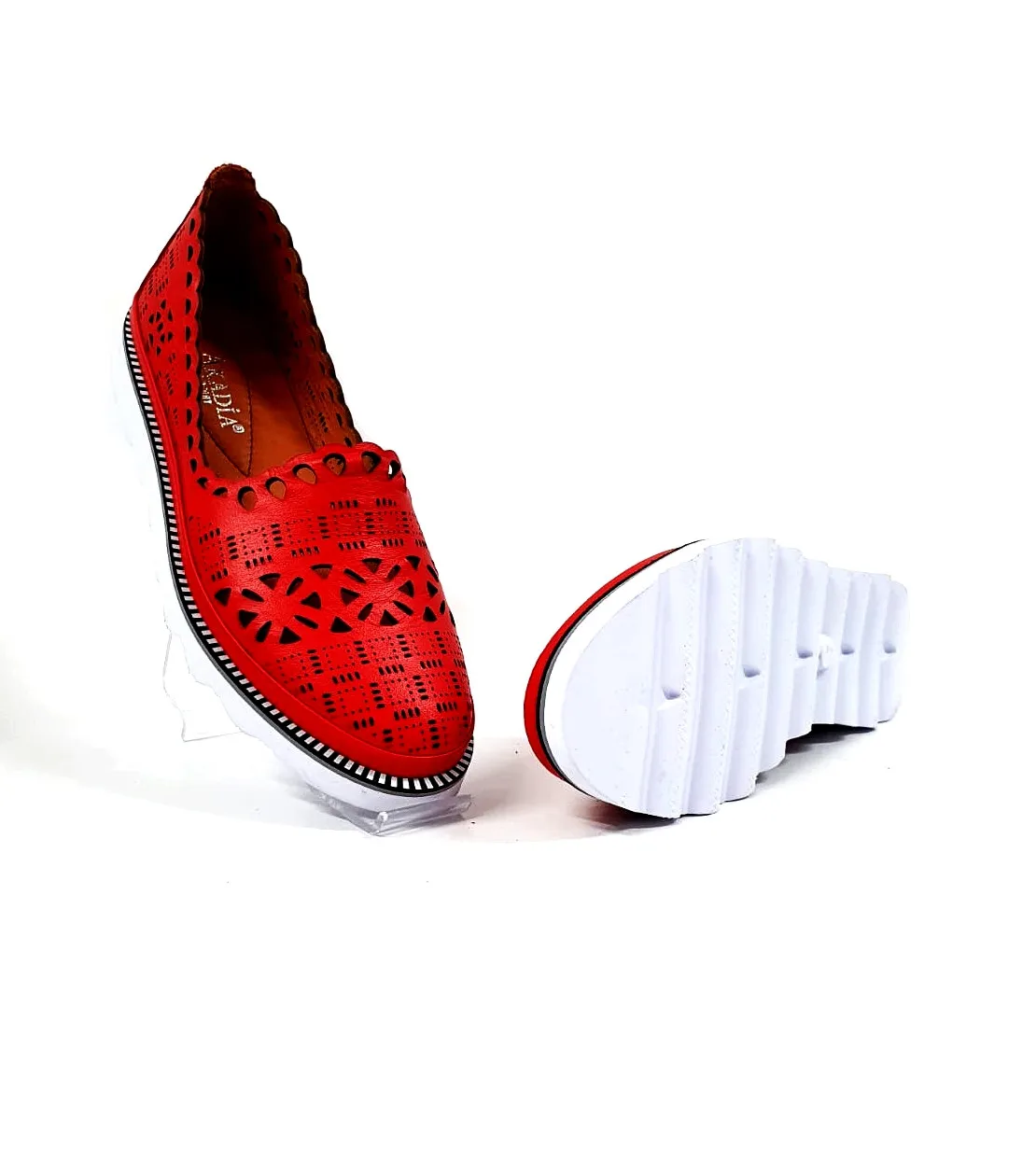 Catinca Shoes 970 R pantofi perforati piele rosii