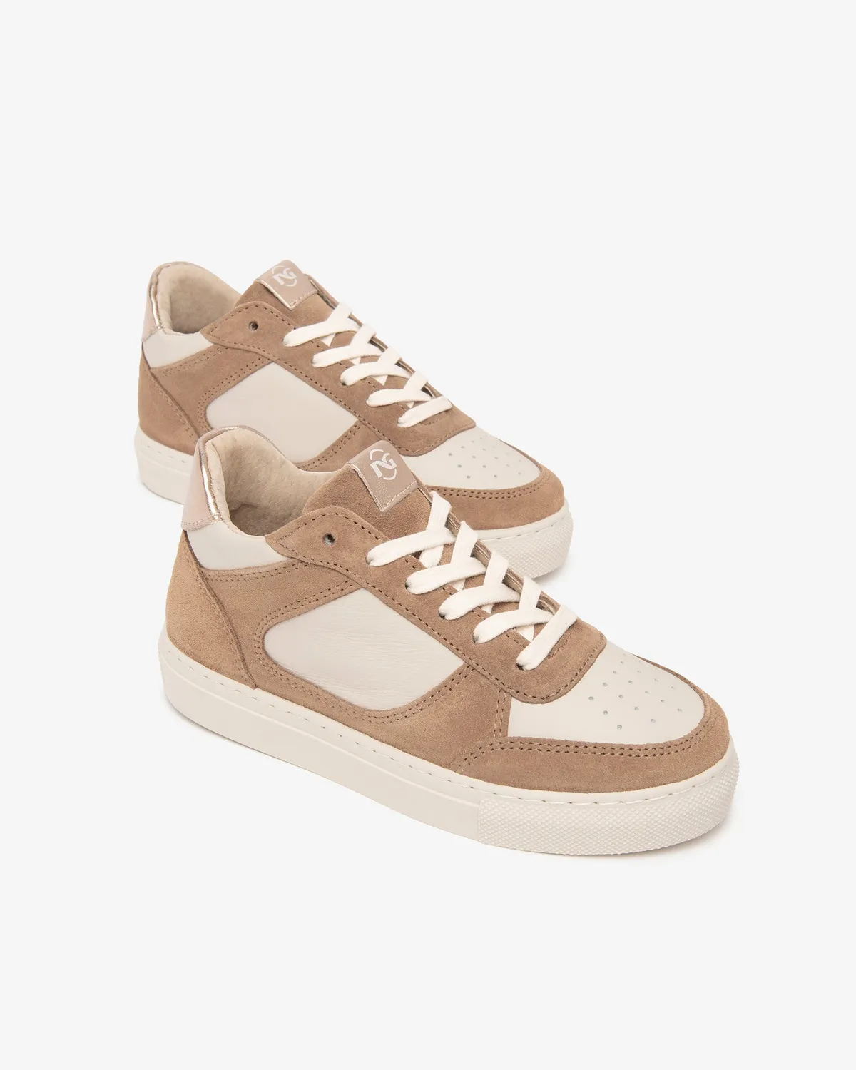 Sneakers fete NeroGiardini piele detaliu metalic