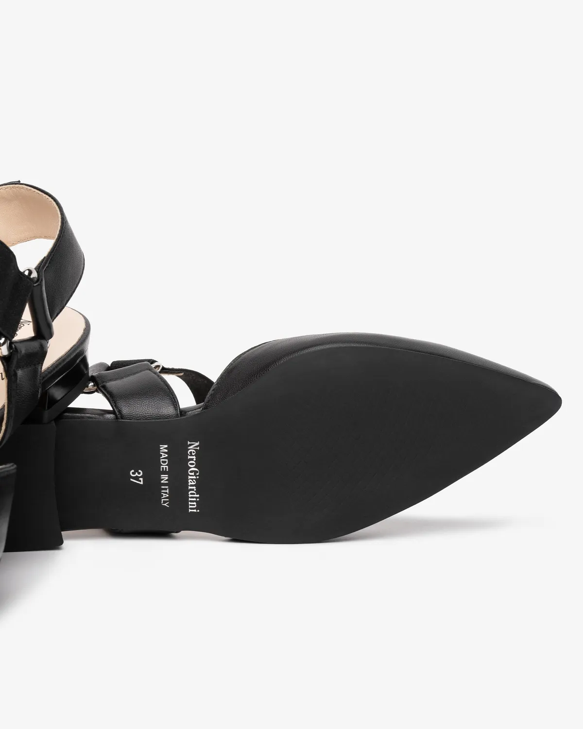 NeroGiardini pantofi slingback piele dama decupati