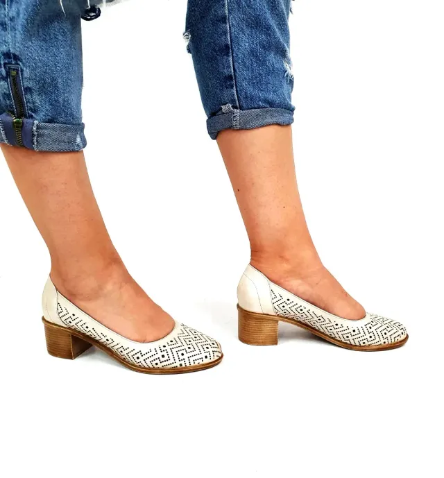 Catinca Shoes T14 BJS pantofi piele bej sidef perforati