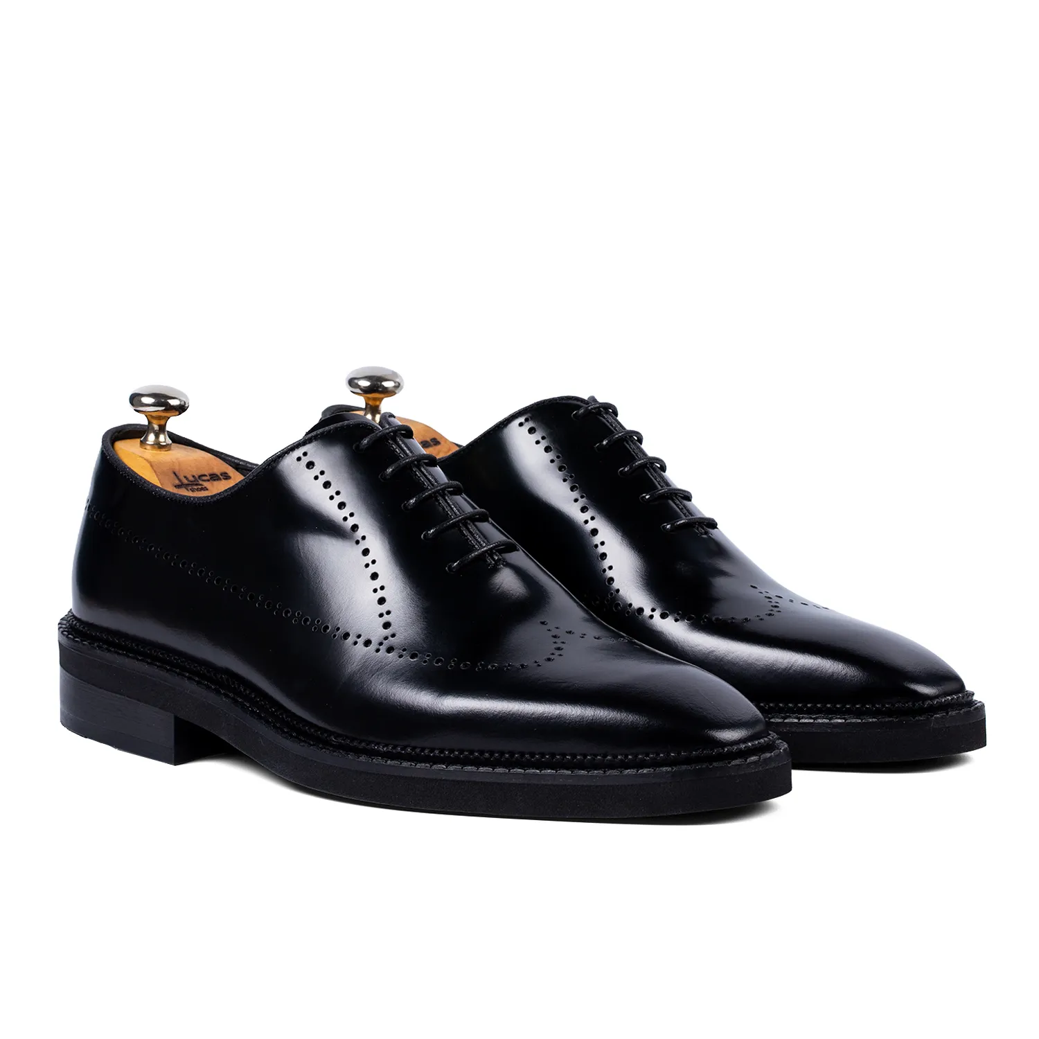 Lucas Shoes Elegant 906 pantofi barbati negru semilac piele
