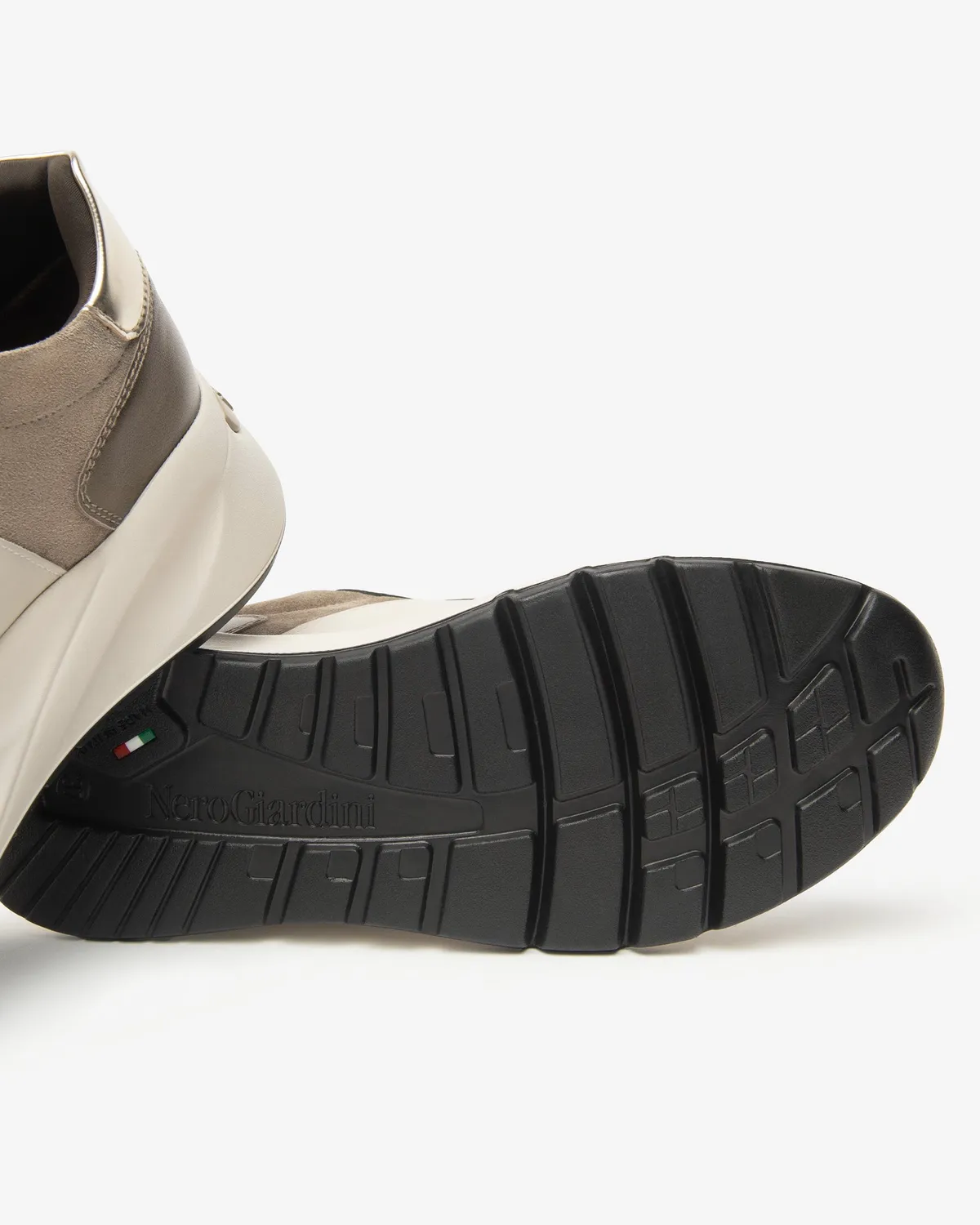 Sneakers damă NeroGiardini piele întoarsă toamnă-iarnă