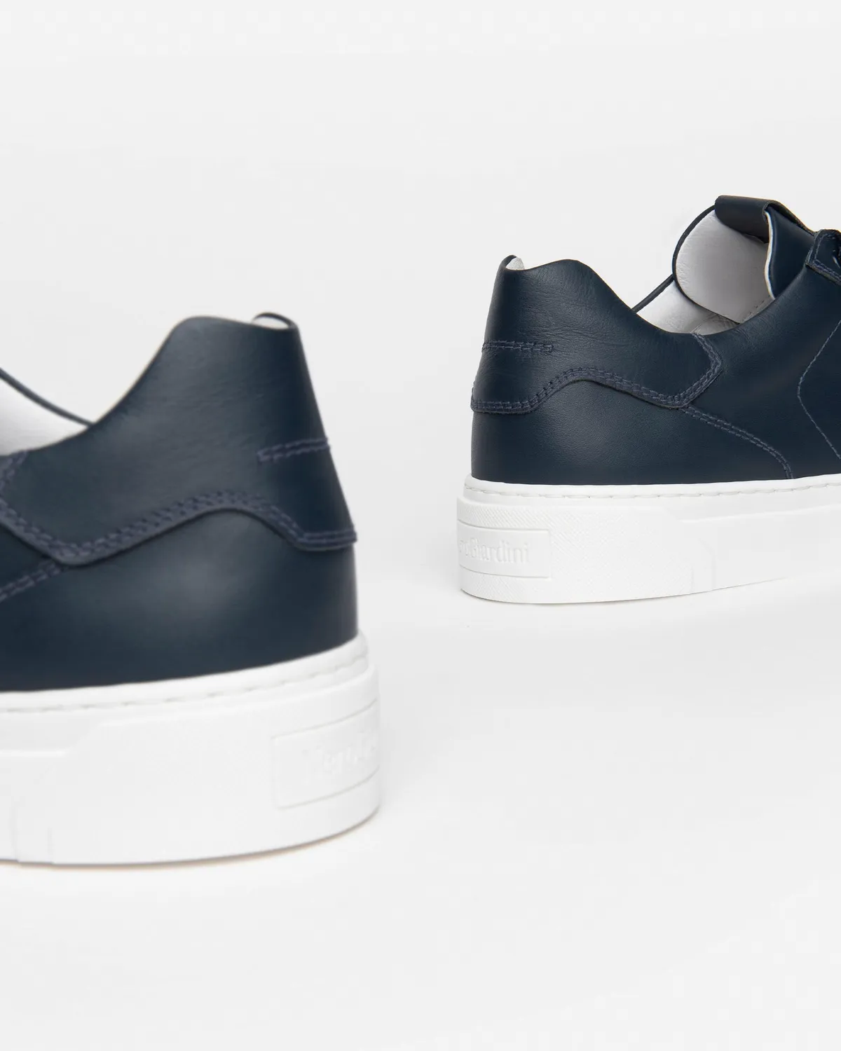 Sneakers bărbați NeroGiardini piele naturală