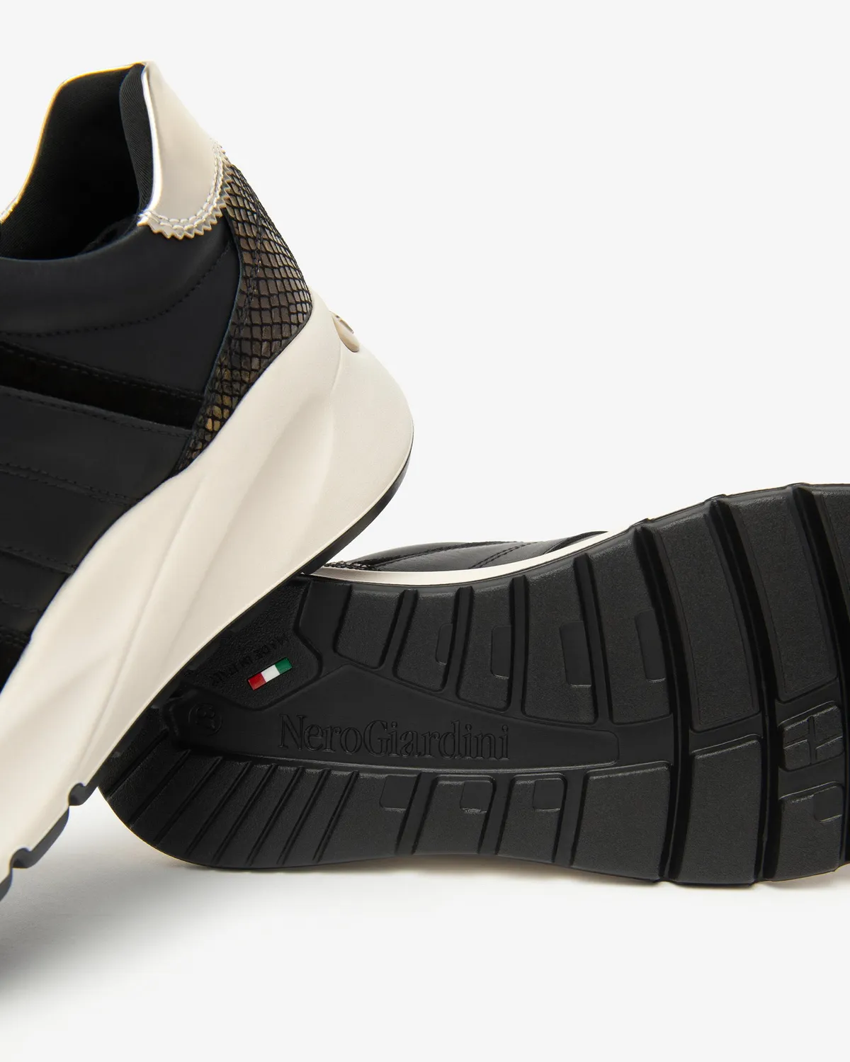 NeroGiardini sneakers dama piele intoarsa cu memory
