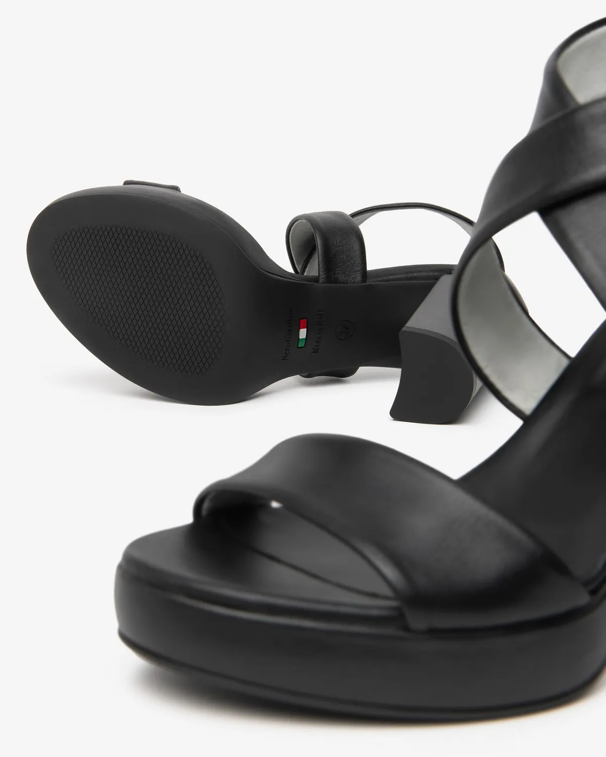 NeroGiardini sandale piele dama de vara elegante