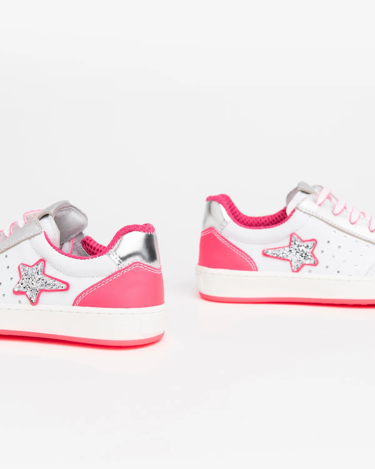 NeroGiardini Sneakers fete piele cu siret si fermoar