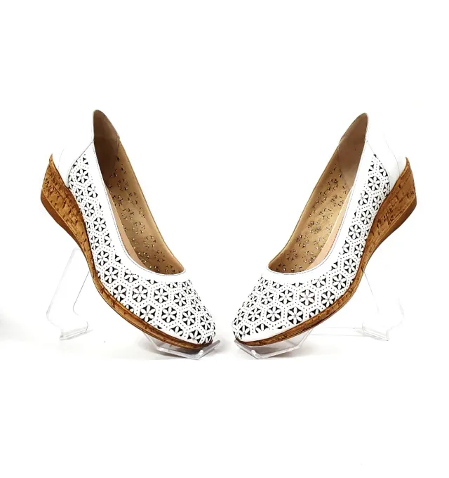 Catinca Shoes T15 A pantofi perforati dama piele naturala alb