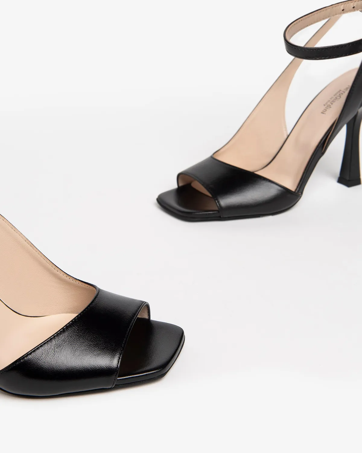 NeroGiardini sandale damă piele elegante