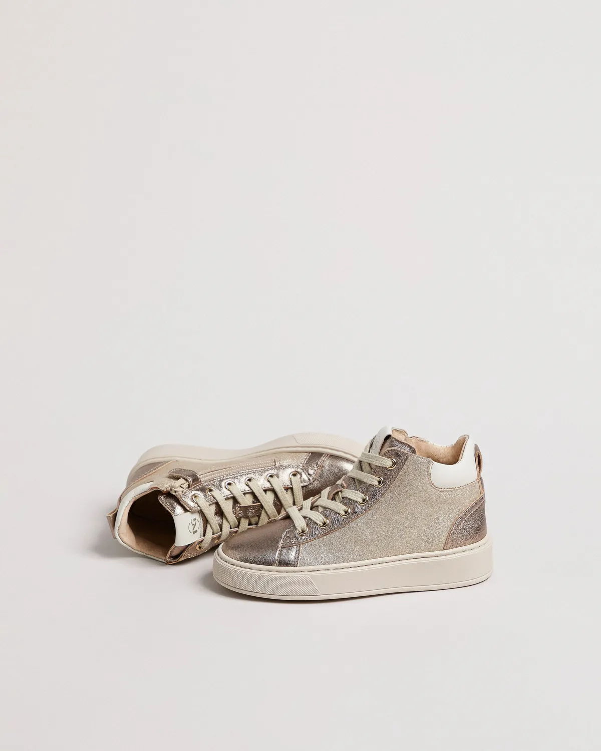 NeroGiardini sneakers fete piele material tehnic toamna