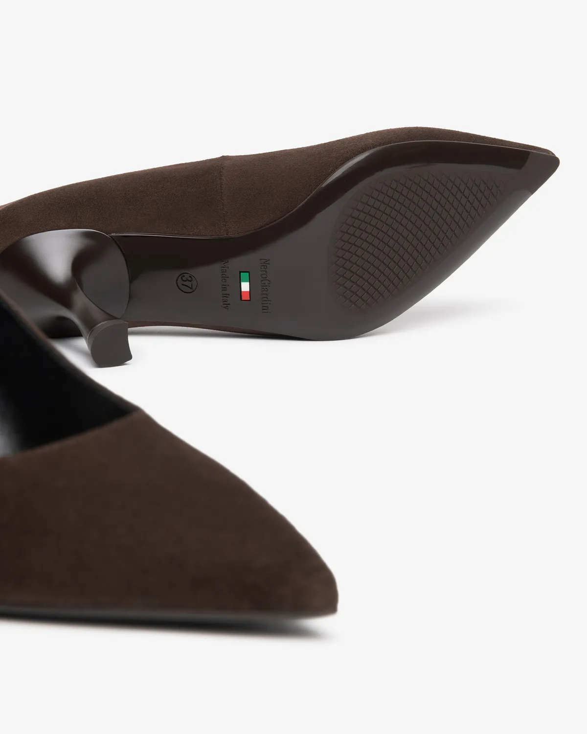 NeroGiardini pantofi dama piele intoarsa toc