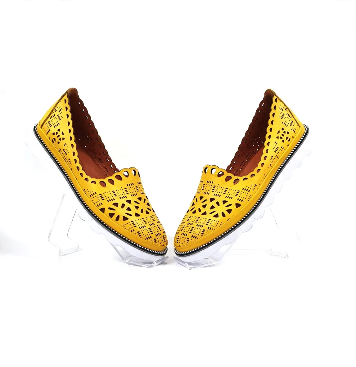 Catinca Shoes 970 GA pantofi damă piele galbeni perforați