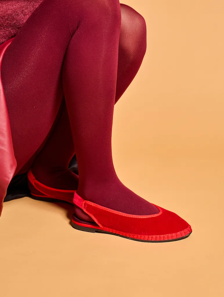 Flagelus Narnia Red pantofi slip-on rosu catifea
