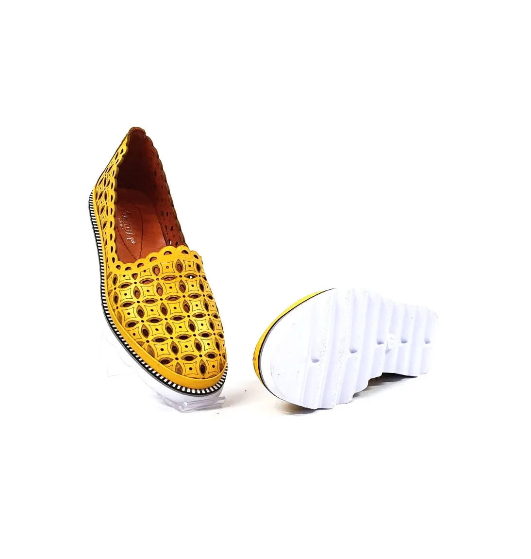 Catinca Shoes 972 GB pantofi perforati piele galben