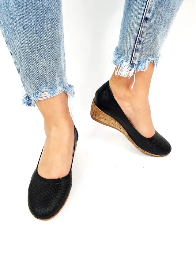 Catinca Shoes T2 N pantofi dama piele negru perforat