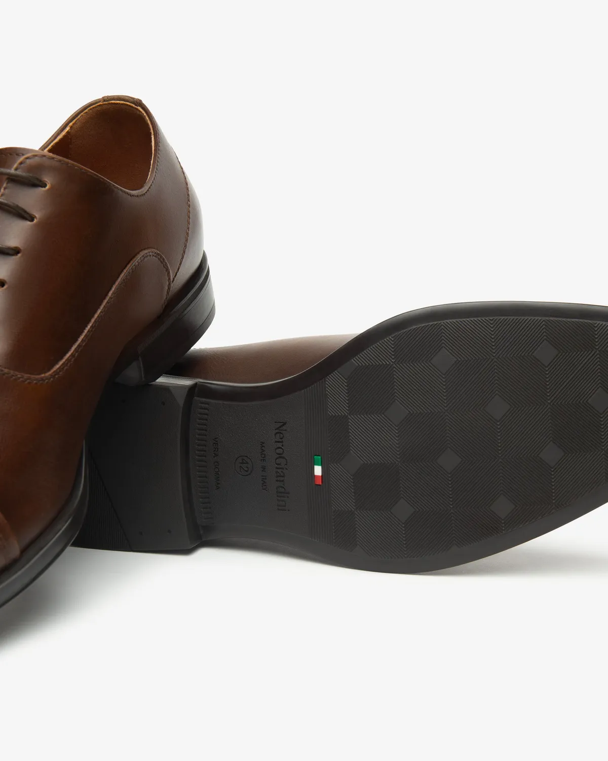NeroGiardini Premium pantofi barbati piele siret