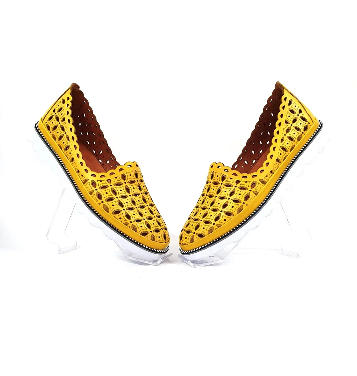 Catinca Shoes 972 GB pantofi perforati piele galben
