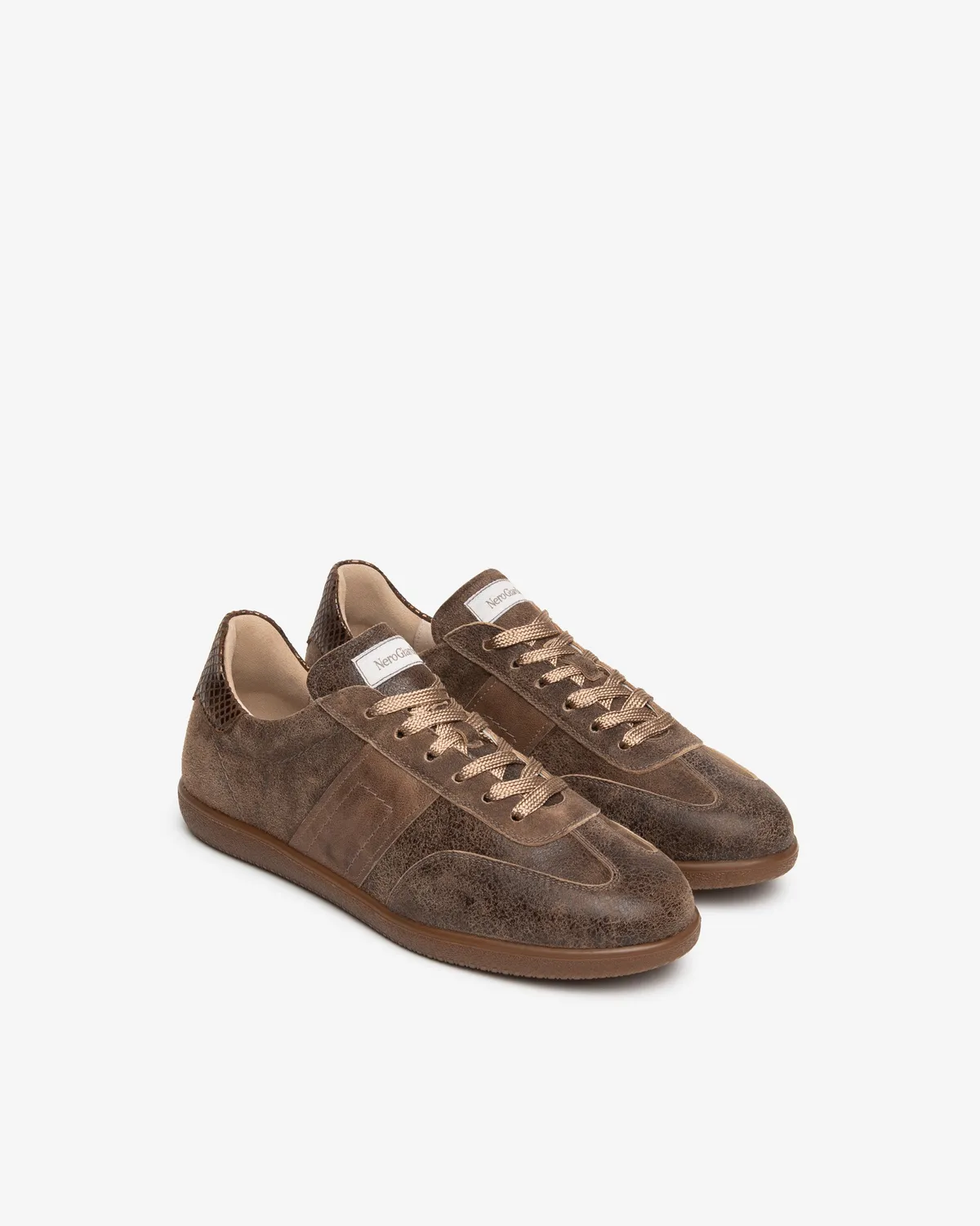 NeroGiardini sneakers damă piele efect vintage cu șiret