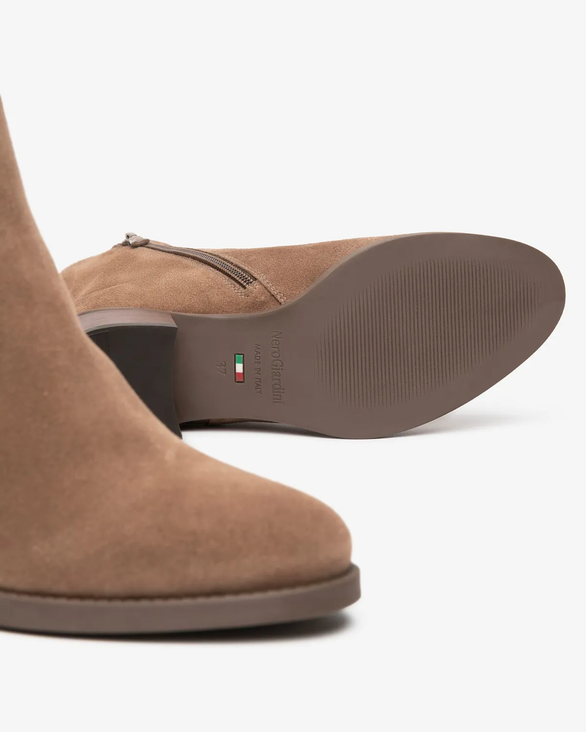 NeroGiardini ghete chelsea dama piele intoarsa toc 4cm