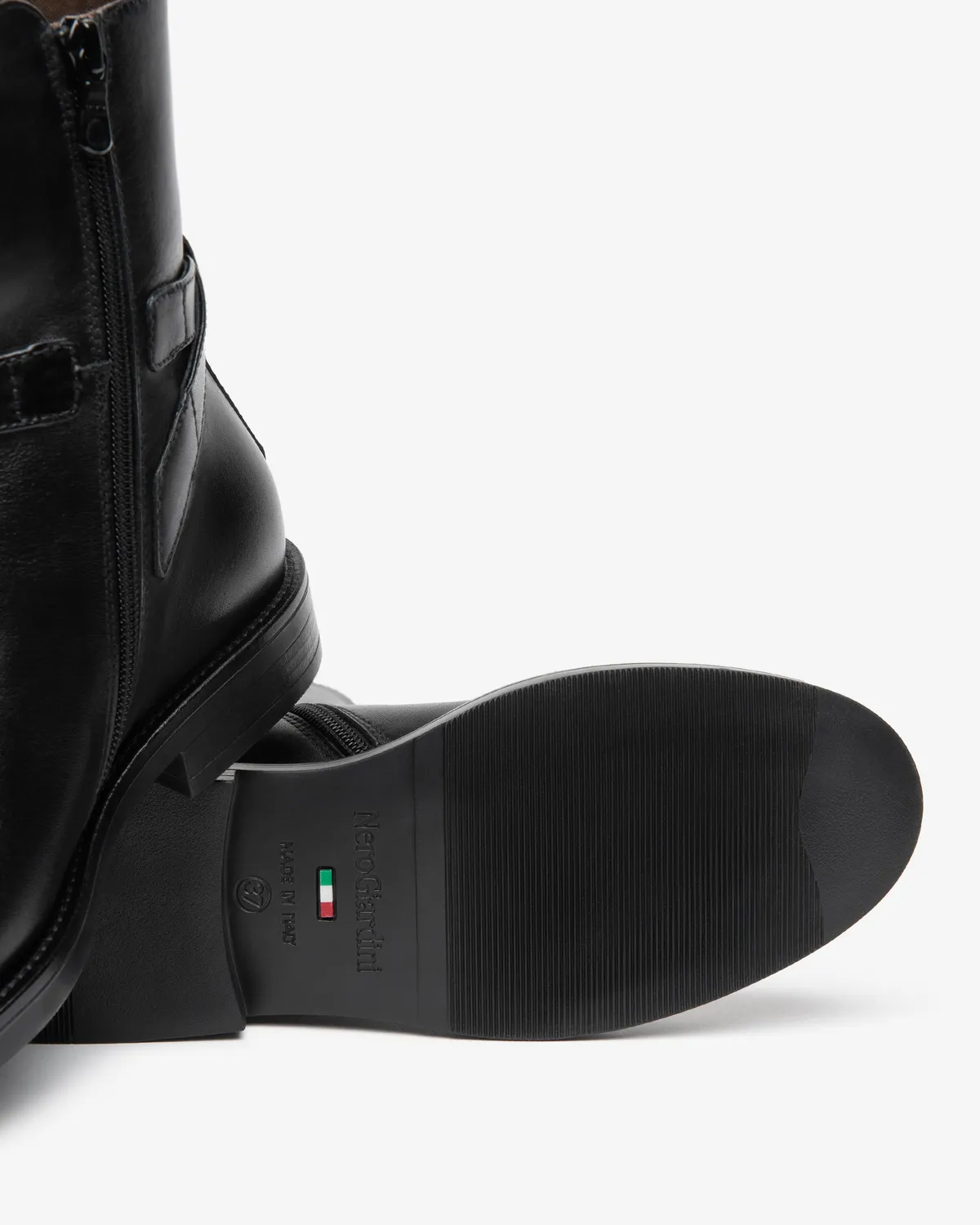 NeroGiardini botine piele dama toc 3 cm catarama