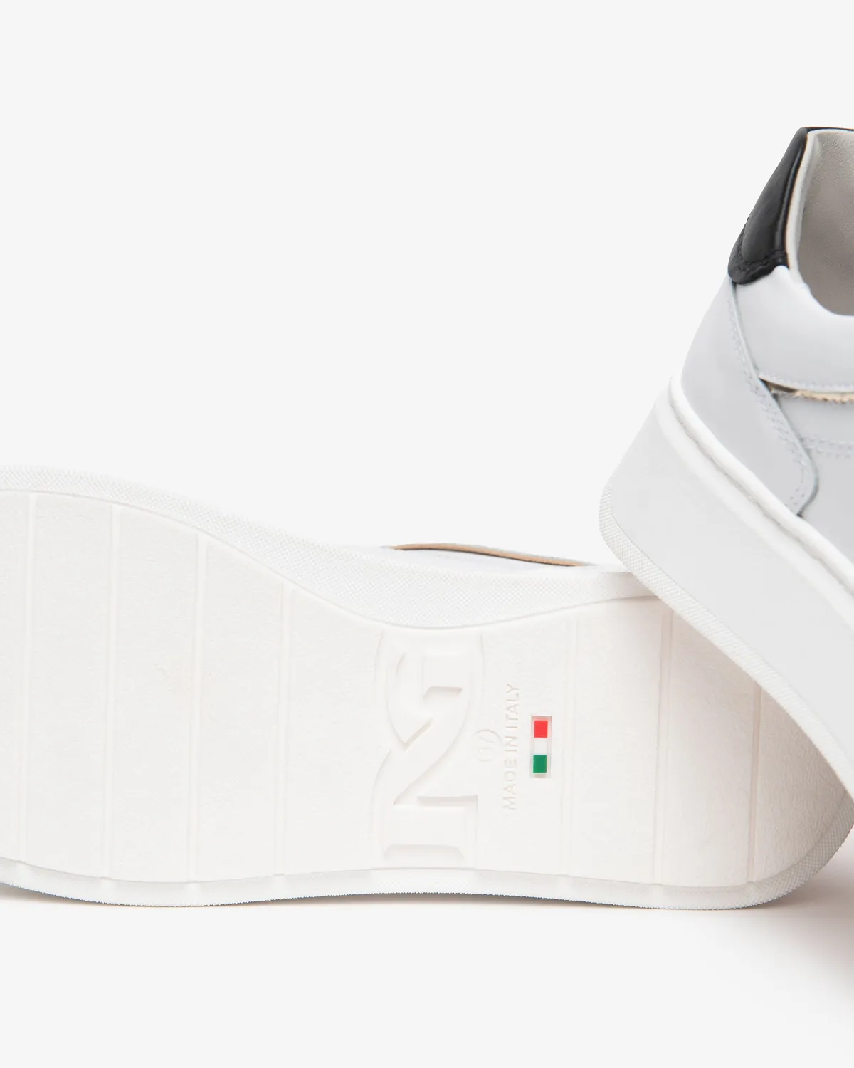 NeroGiardini Sneakers piele dama platforma funda aurie