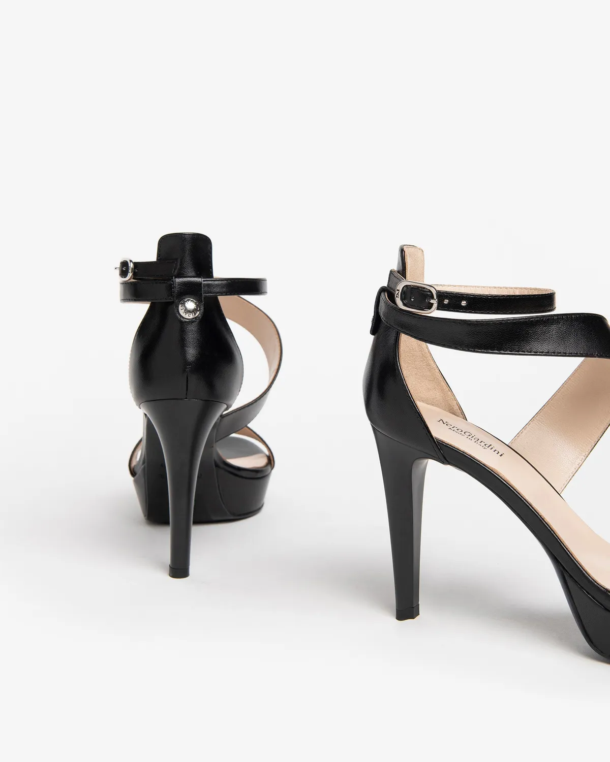 NeroGiardini Premium Collection sandale piele elegante
