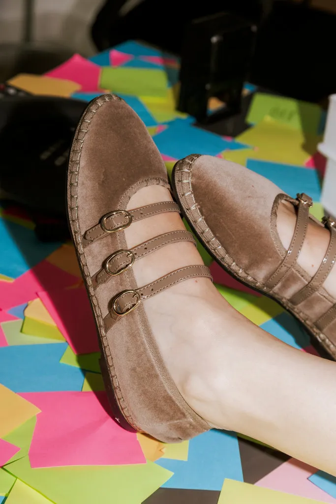 Flagelus Mina Brown pantofi Mary Jane maro catifea
