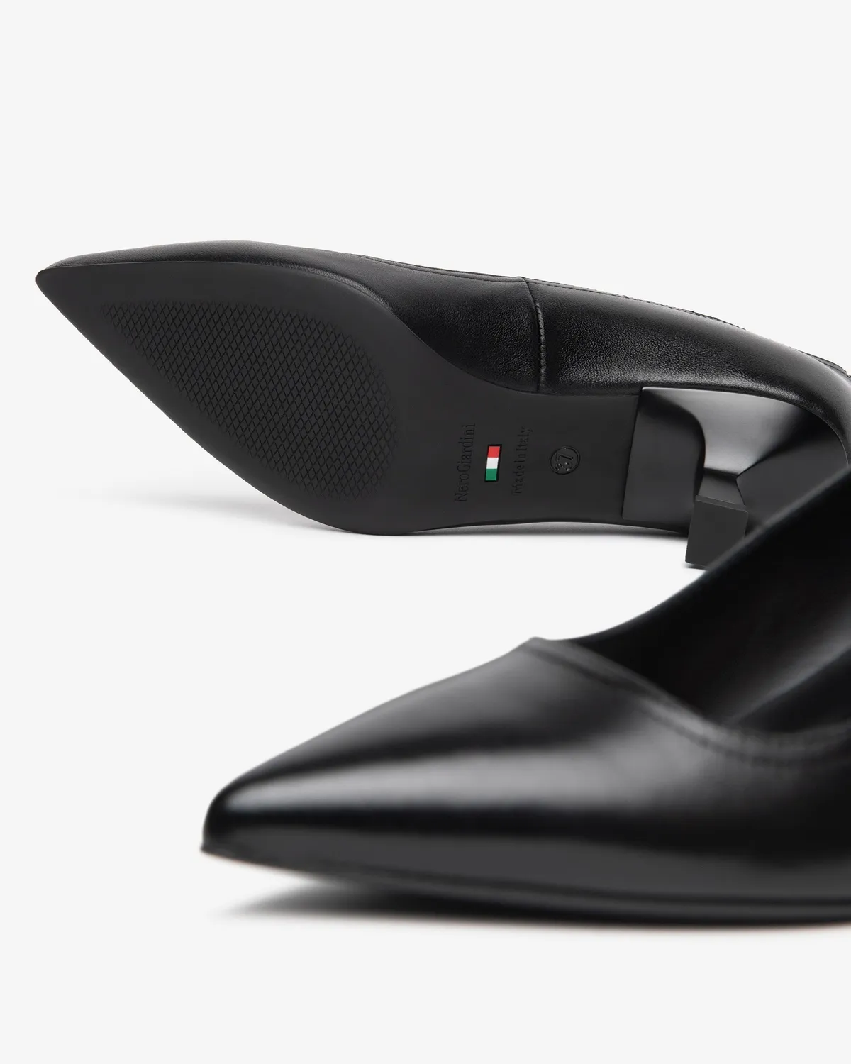 NeroGiardini pantofi piele dama toc 55 mm eleganti